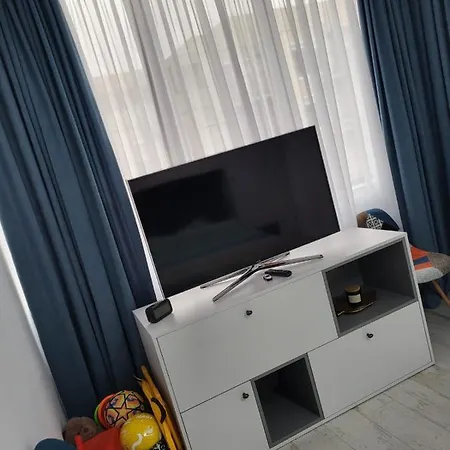 Apartament La Doi Pasi De Mare ナボダリ
